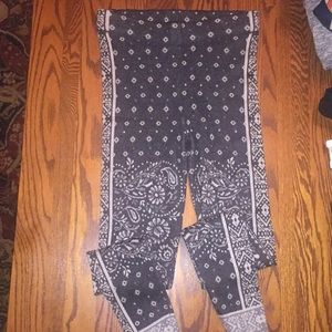 Sweater material winter printed leggings